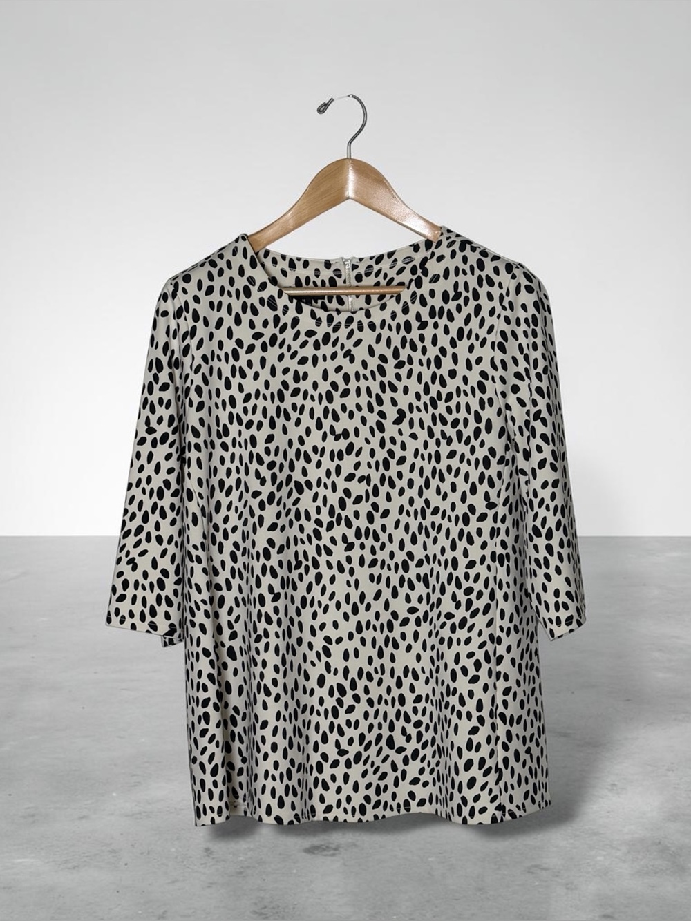 Alfani Black & White Abstract Print Tunic Top with Zip Accent, Size Extra Large